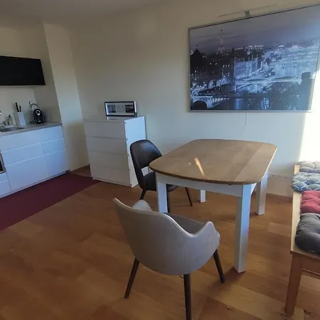 Lindenberg Apartment *